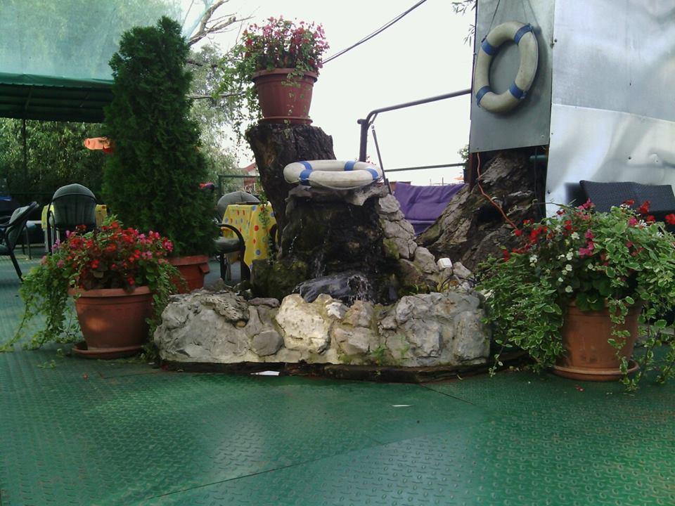 Splav Guest Hause Gusar Hotel Belgrád Kültér fotó