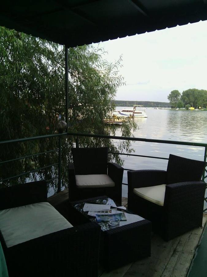 Splav Guest Hause Gusar Hotel Belgrád Kültér fotó