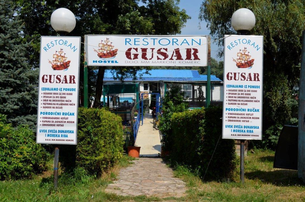 Splav Guest Hause Gusar Hotel Belgrád Kültér fotó