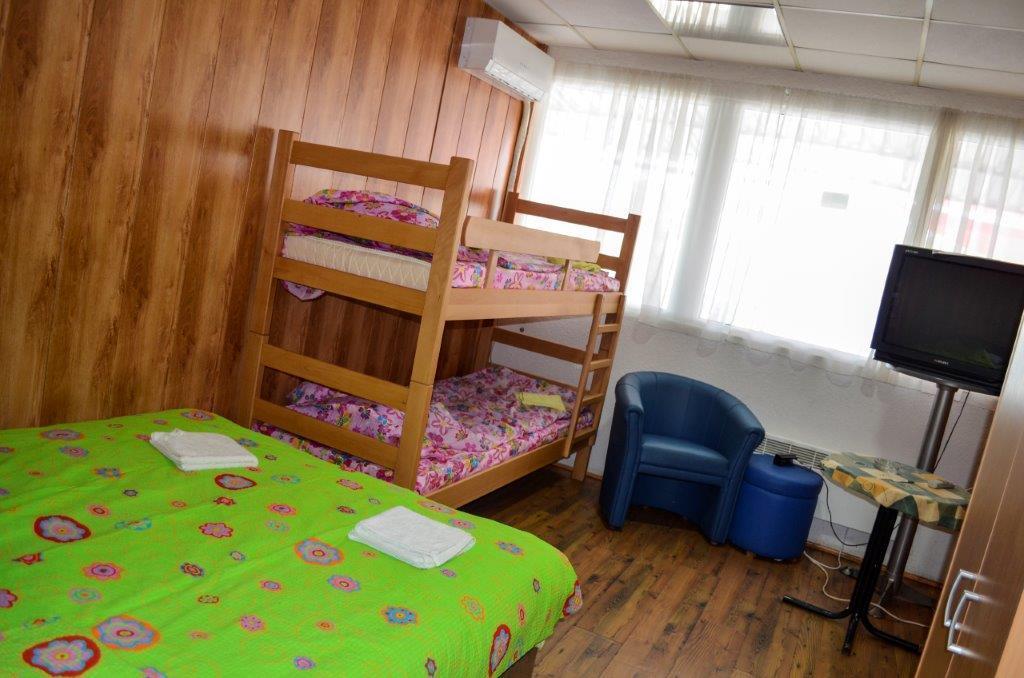 Splav Guest Hause Gusar Hotel Belgrád Kültér fotó