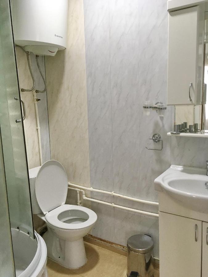 Splav Guest Hause Gusar Hotel Belgrád Kültér fotó