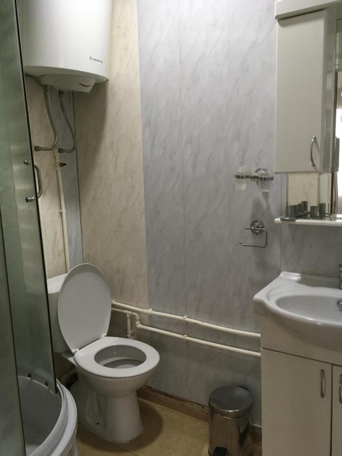 Splav Guest Hause Gusar Hotel Belgrád Kültér fotó